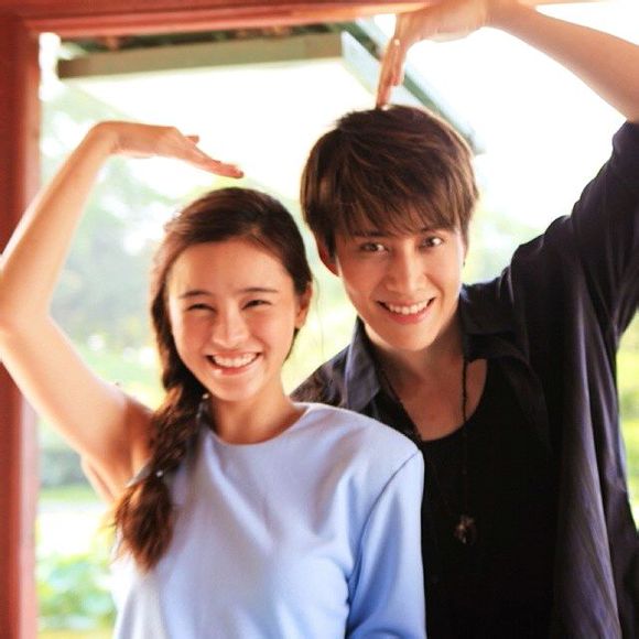 泰版《浪漫满屋》Mike<em>问候</em>Aom<em>早安</em>,爱 粉丝