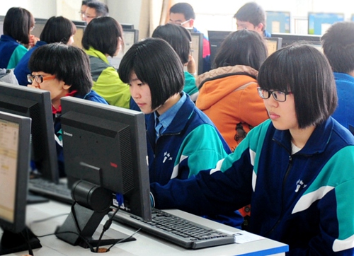 济南市初中信息技术课学业水平考试开考
