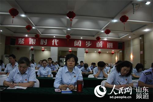 济宁高新区法院举办《警示教育案例选编》学习