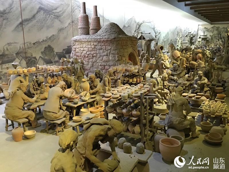 (中国网络媒体淄博行)探访中国陶瓷馆