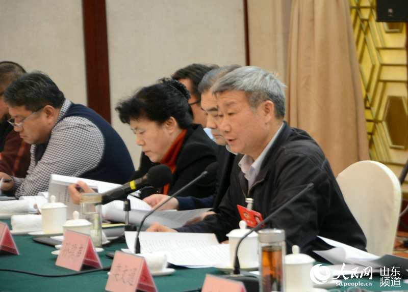 山东省政协委员分组讨论第十一届山东省委员会