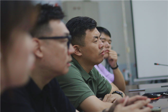 ʵ����Ա�빫˾��Ա����