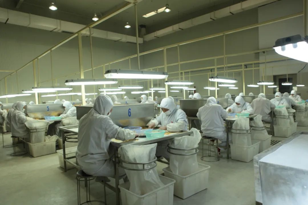 该行贷款支持的万兴食品公司生产车间