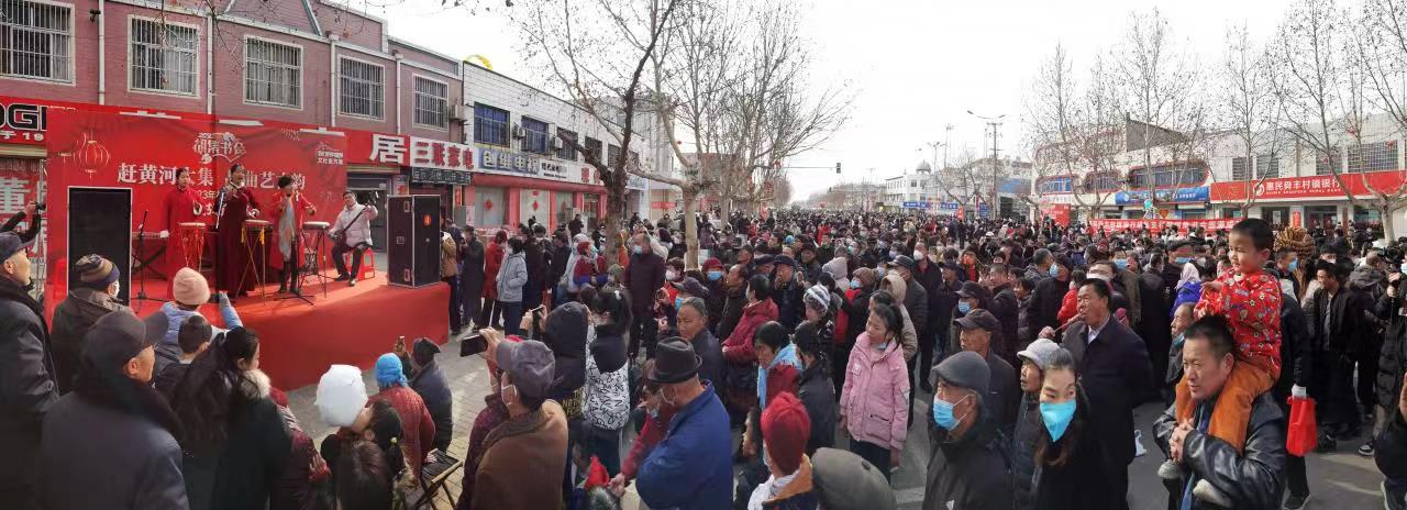 小书场吸引了众多观众 惠民县委宣传部供图