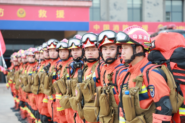 火速集结。省消防救援供图