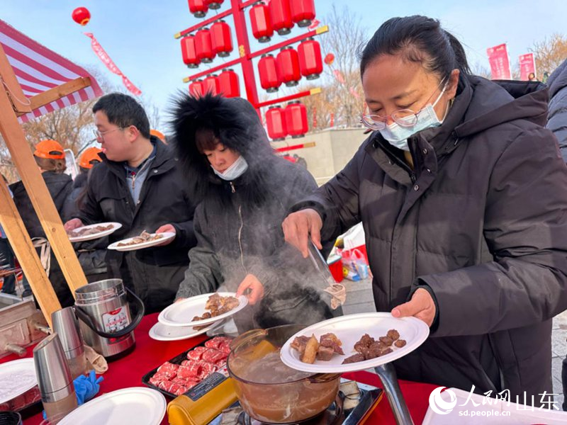 高青黑牛產品展示。人民網 喬姝攝