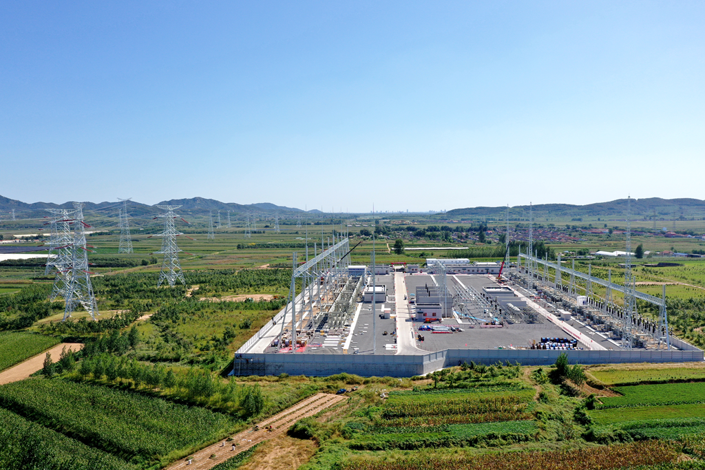建設中的乳山500千伏變電站 劉中華攝