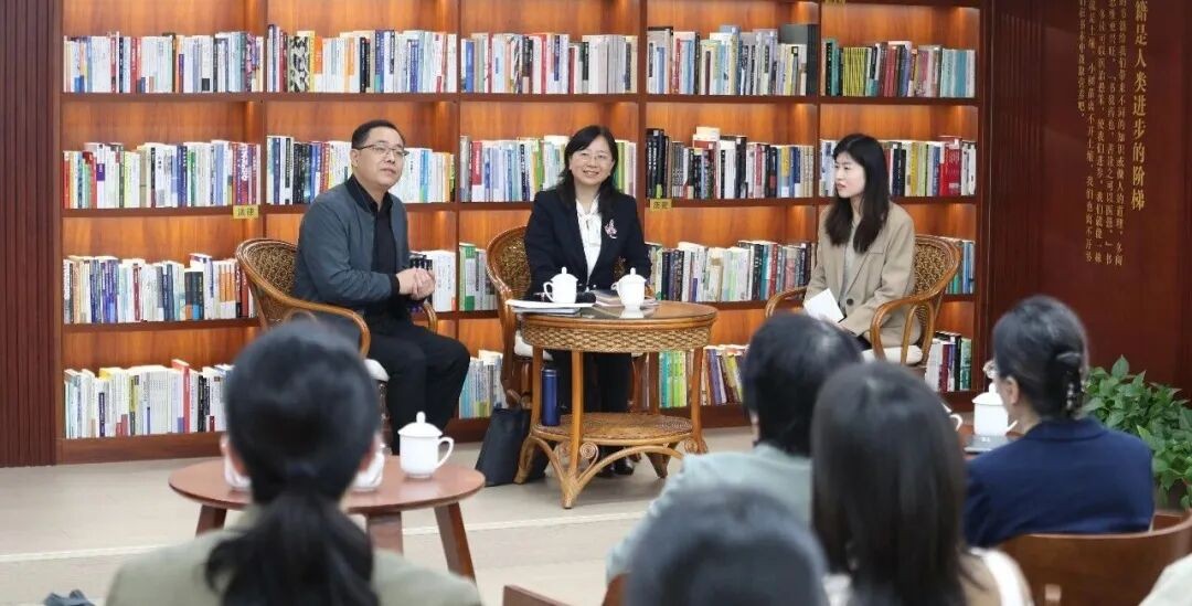 济南中院举办“司南·涌泉”论坛