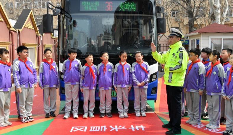 山东青岛：安全教育进校园