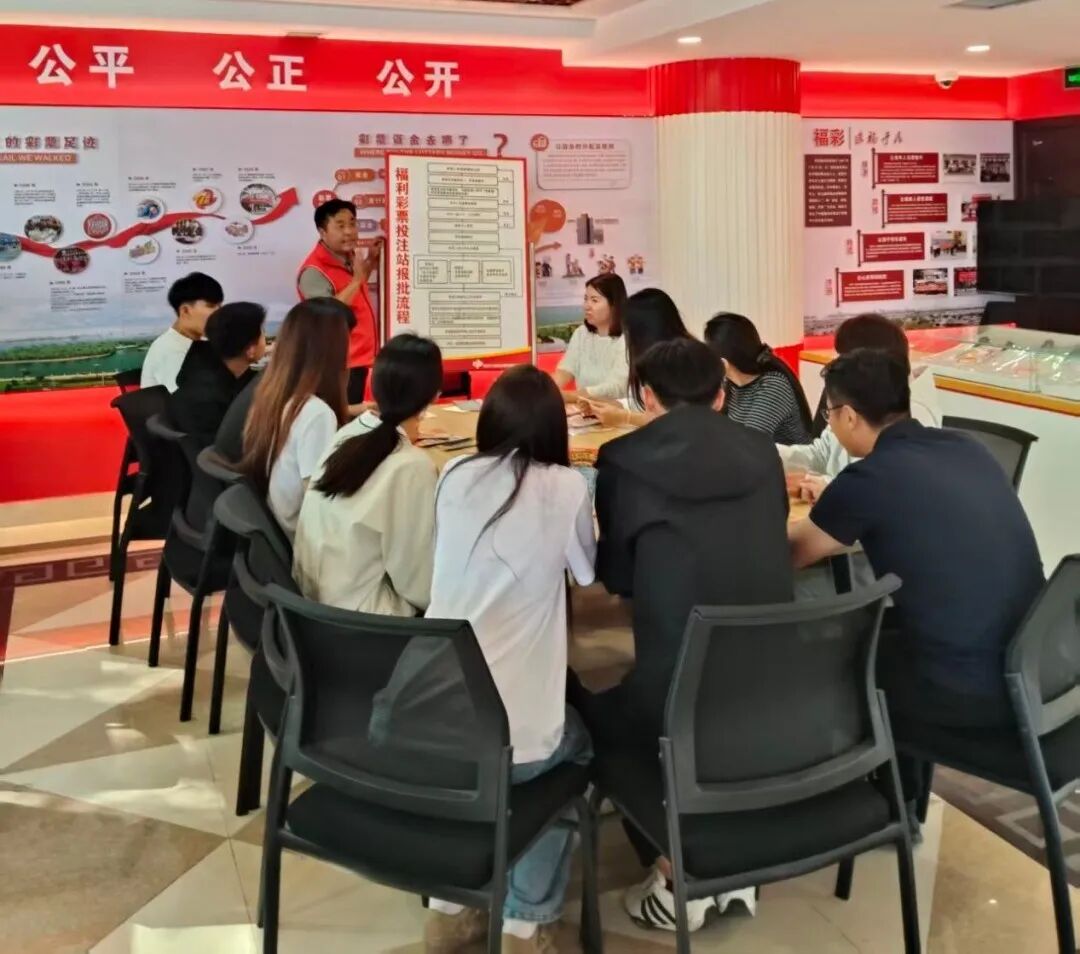 聊城福彩銷售站業主從門店籌備、日常運營、客戶服務、經營風險防控等多個方面帶來接地氣的創業輔導