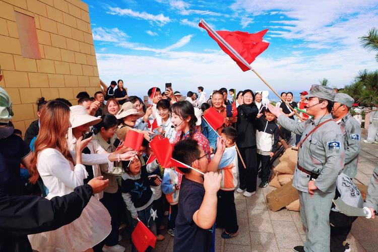 沂蒙山龟蒙景区《龟蒙顶保卫战》红色情景剧