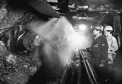 【亲历】 兖矿三代煤矿工人从落后20年到世界