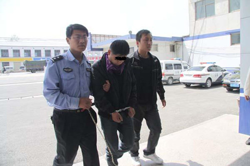 打黑恶、反盗抢安民行动深得民心